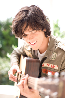 th-justin-nozukaphoto2.jpg th-justin-nozukaphoto2.jpg