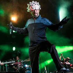 jamiroquai-concert-paleo-festival-2017.jpg jamiroquai-concert-paleo-festival-2017.jpg