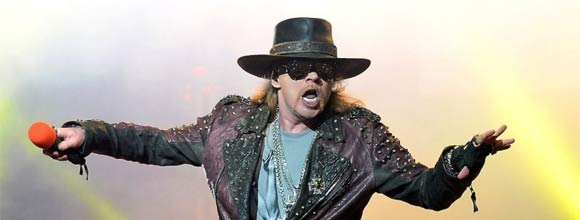 axl-rose-chanteur-acdc.jpg