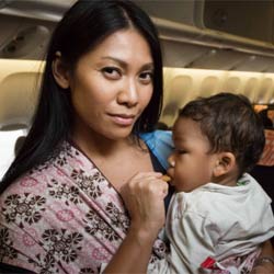 anggun-aviation-sans-frontieres.jpg