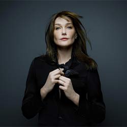 carla-bruni-police-cap-negre.jpg