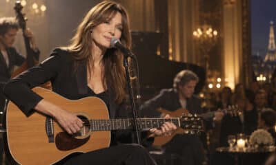 Carla Bruni de retour au Printemps