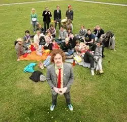 I'm from Barcelona de retour avec <i>Forever Today</i> 8