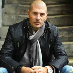 AKHENATON Vivre Maintenant 16