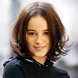 Alizée sortira son nouvel album le 25 mars 2013 10