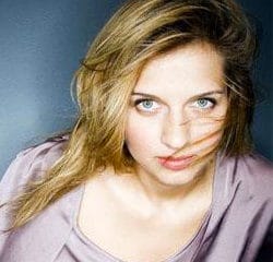 Amandine Bourgeois représentera la France à l'Eurovision 29