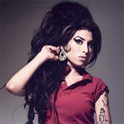 Amy Winehouse : les fans lui rendent hommage 17