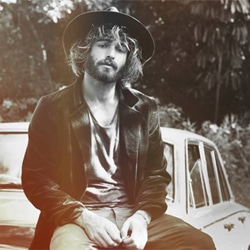 ANGUS STONE Bird On The Buffalo 7