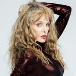 Arielle Dombasle : «Une mauvaise chute de cheval m'a contrainte d'arrêter la danse» 7