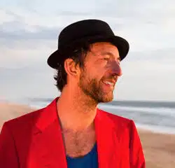 Arthur H «j'ai été attaqué par un aigle dans un parc naturel» 5