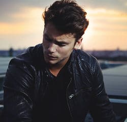 Bastian Baker dévoile un single étonnant 9