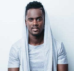 Black M dévoile le single <i>French Kiss</i> 8