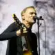 Bryan Adams en concert à Paris
