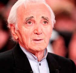 Charles Aznavour aura son étoile sur le Walk of Fame 9