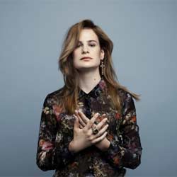 Nouvelle récompense pour Christine And The Queens 10