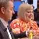 Beth Ditto et Dechavanne enfilent des préservatifs 7