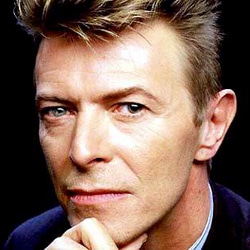 DAVID BOWIE The Stars (Are Out Tonight) 7