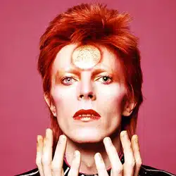 David Bowie s'expose à Paris 16