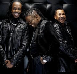 Earth Wind & Fire de retour avec un album 8