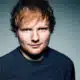 Ed Sheeran se prend un bide pour 2 dollars 15