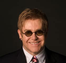 Hospitalisation Elton John 17