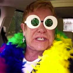 Elton John s'offre un karaoké de fou 4