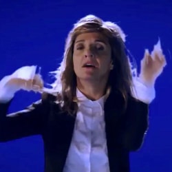 CHRISTINE AND THE QUEENS Parodie 20