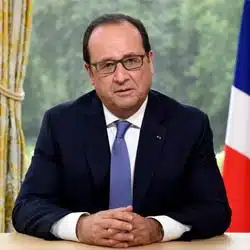 Le président François Hollande envoie un tweet à Rihanna 22