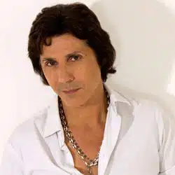 Jean-Luc Lahaye s’excuse... Julie Pietri porte plainte ! 4