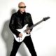 Joe Satriani offre sa tournée française en septembre 10