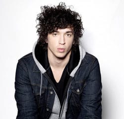 Julian Perretta sort un nouveau single 8