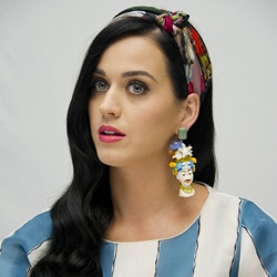 Katy Perry de retour avec « Prism » 7