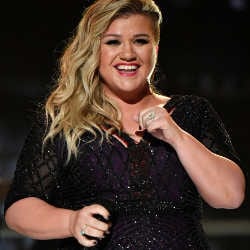 Le cadeau inoubliable de Kelly Clarkson à une fan 4