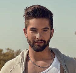 Kendji contrôlé par la police dans un campement illégal 8