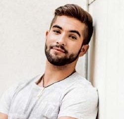 Kendji Girac en concert à l'AccorHotels Arena 20