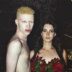 Lana Del Rey sort le film <i>Tropico</i> 7