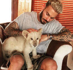 M Pokora s'attire les foudres de ses fans 29
