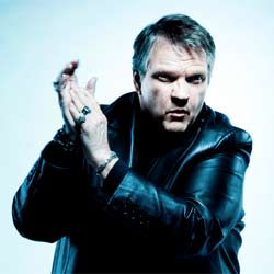 VIDEO : Meat Loaf fait un malaise en plein concert ! 16