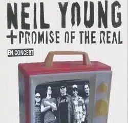 Neil Young en concert à Paris le 23 juin 2016 7