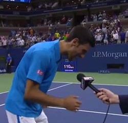 VIDEO : Novak Djokovic chante un titre de Phil Collins 15