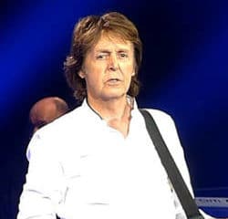 McCartney au secours des lévriers pour son chien décédé 7
