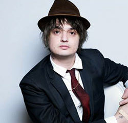 Pete Doherty reprend la <i>Marseillaise</i> au Bataclan 11