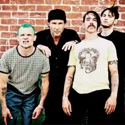 Les Red Hot Chili Peppers enflamment le Grand Journal 4