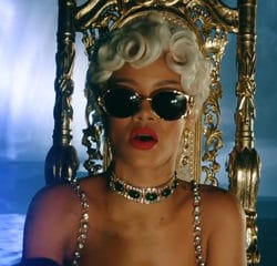 RIHANNA Pour It Up 32