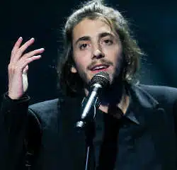 Le vainqueur de l'Eurovision 2017 hospitalisé d'urgence 5