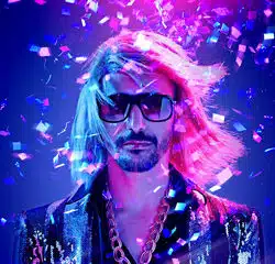 Le phénomène Sébastien Patoche sort son album 8