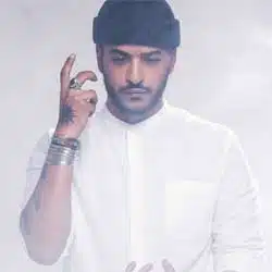 Le premier album de Slimane sort le 8 juillet 2016 4