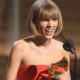 Taylor Swift clash Kanye West aux Grammy Awards 19