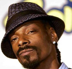 Snoop Dogg Gangsta Luv 8