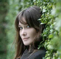 Carla Bruni insultée 29